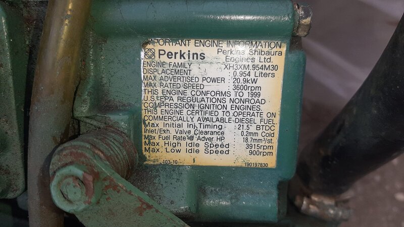 Motor Perkins Shibaura XH3XM marinizat, inversor volvo penta